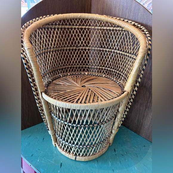 Peacock barrel Other - Vintage child-sized wicker peacock barrel chair